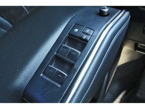 Used 2022 Toyota Highlander Platinum image 21