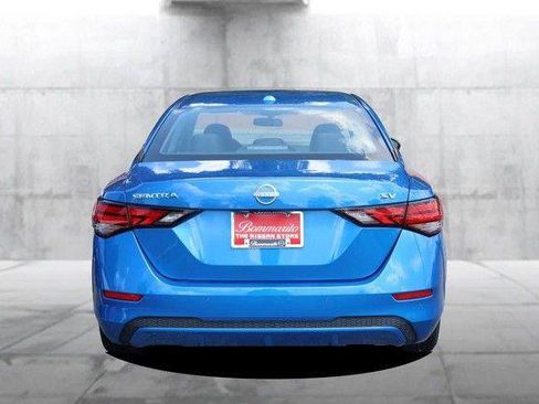 Used 2025 Nissan Sentra SV FWD image 6