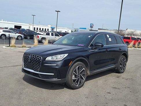 Used 2023 Lincoln Corsair Reserve image 7