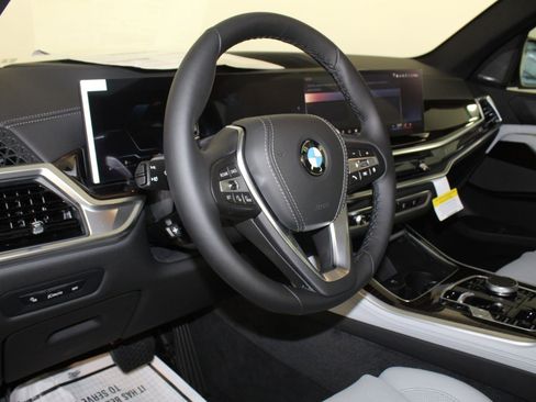 New 2026 BMW X5 sDrive40i w/ Climate Comfort Package image 4