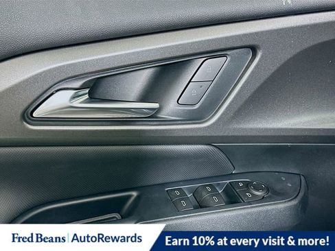 New 2026 Chevrolet Equinox EV LT FWD image 17