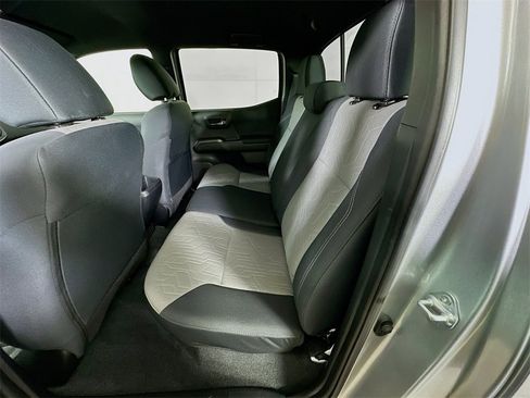 Used 2023 Toyota Tacoma TRD Sport image 14