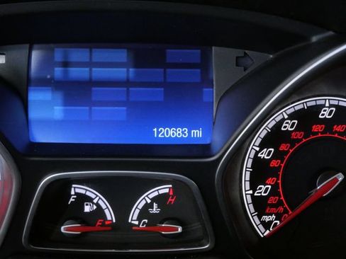 Used 2014 Ford Focus ST FWD image 20