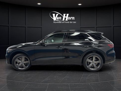 Used 2024 Genesis GV70 2.5T AWD/4WD image 4