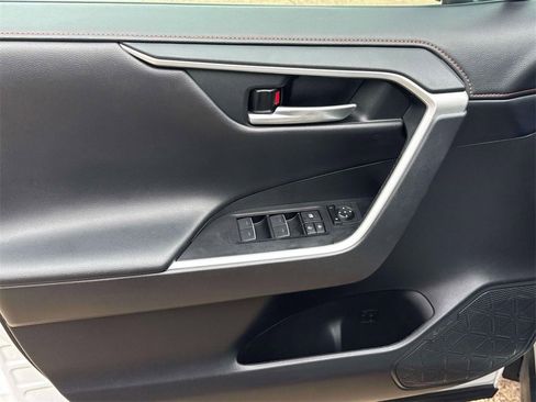 Used 2023 Toyota RAV4 Adventure image 11