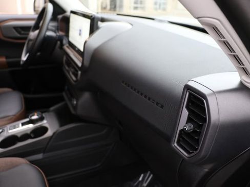 Used 2025 Ford Bronco Sport Outer Banks AWD/4WD image 11