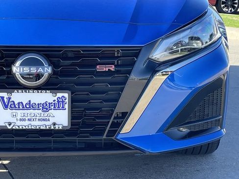 Used 2025 Nissan Altima 2.5 SR image 8