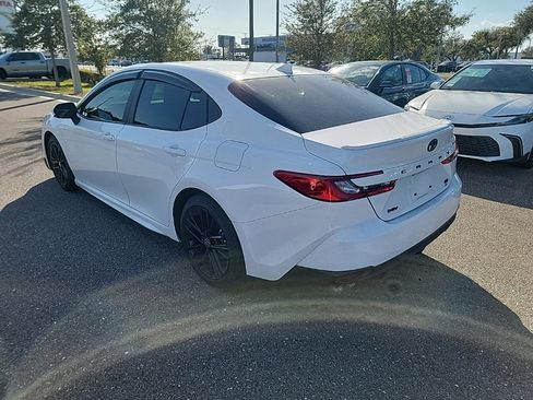 Certified 2025 Toyota Camry SE image 4