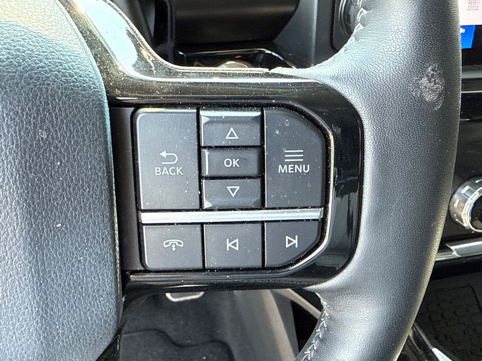 Used 2024 Ford F250 Lariat w/ Lariat Ultimate Package AWD/4WD image 14