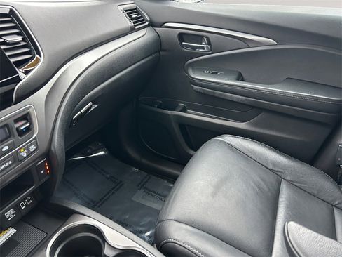 Used 2022 Honda Pilot Special Edition image 15