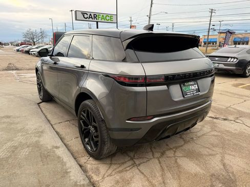 Used 2020 Land Rover Range Rover Evoque SE image 9