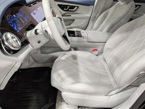 Certified 2023 Mercedes-Benz EQS 580 4MATIC Sedan image 17