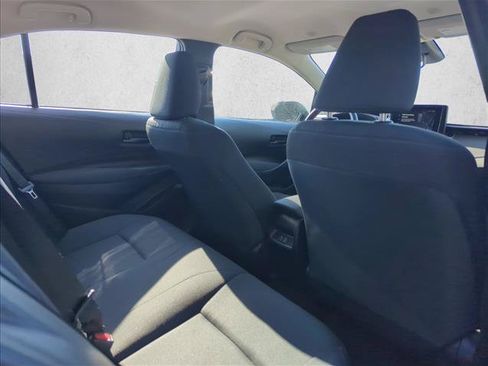 Used 2025 Toyota Corolla LE FWD image 27