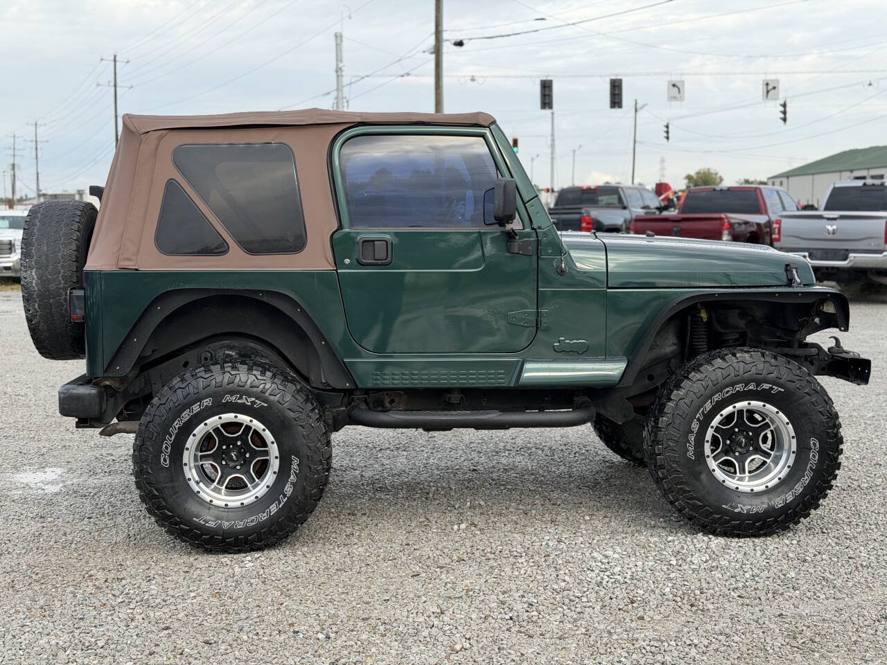 Used 2000 Jeep Wrangler Sahara AWD/4WD image 6