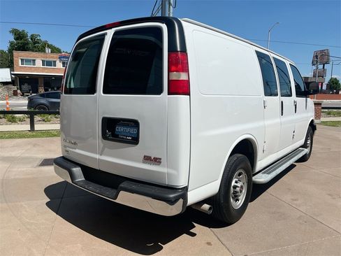 Used 2024 GMC Savana 2500 Work Van w/ Driver Convenience Package image 7