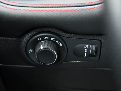 Used 2024 Dodge Durango R/T image 35