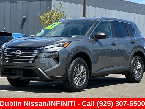 Used 2025 Nissan Rogue S FWD image 8