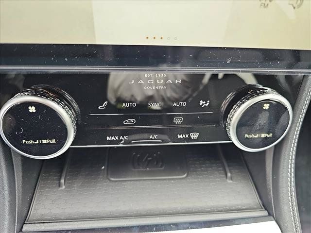 Used 2026 Jaguar F-PACE R-Dynamic S AWD/4WD image 19