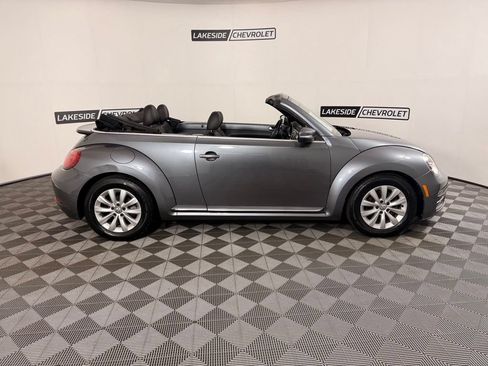Used 2018 Volkswagen Beetle 2.0T S FWD image 44