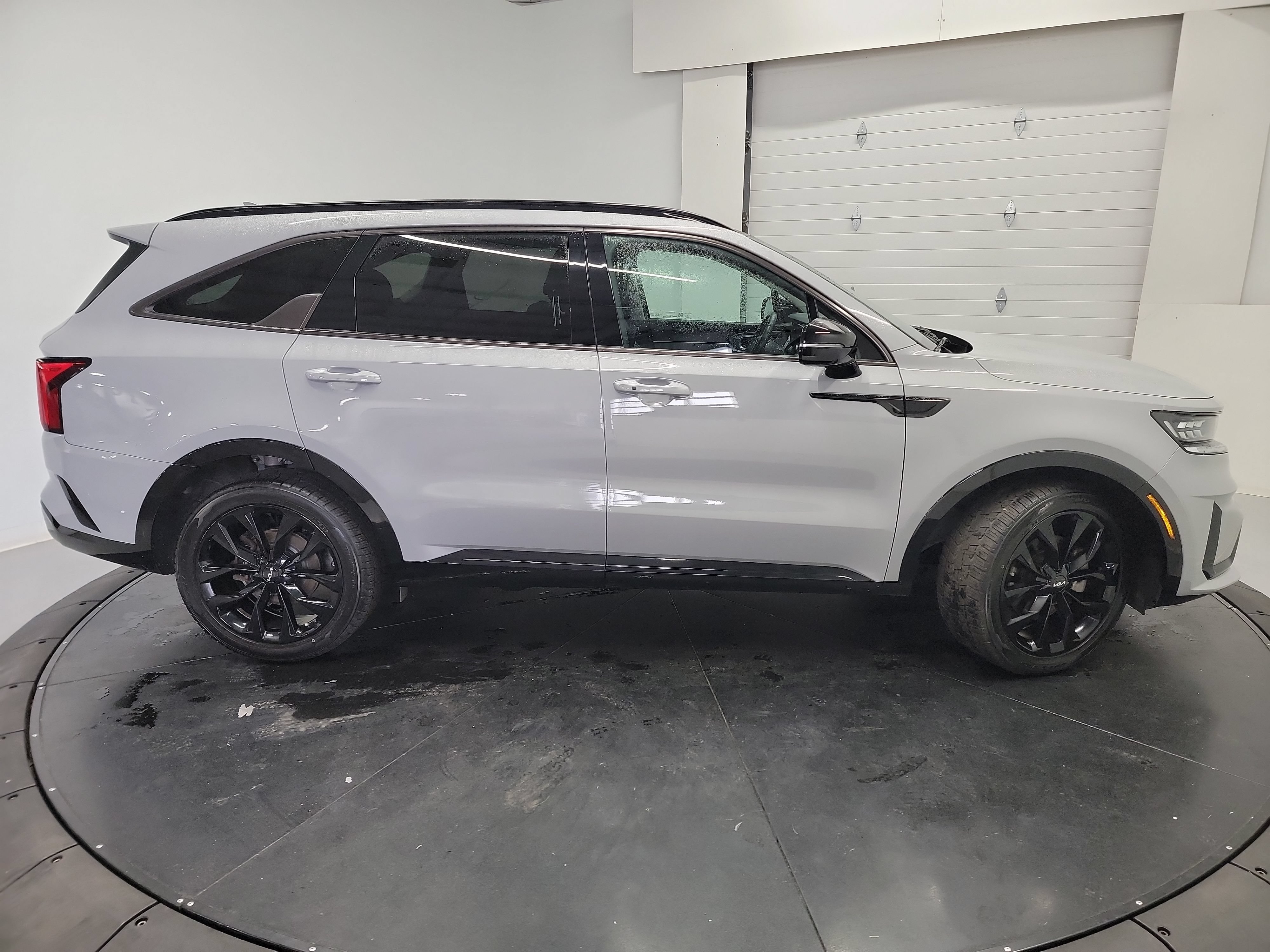 Used 2022 Kia Sorento SX FWD image 11