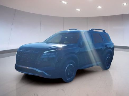 New 2026 Nissan Pathfinder Rock Creek image 7