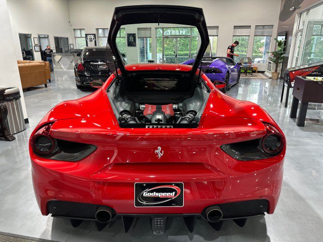 Used 2016 Ferrari 488 GTB RWD image 38