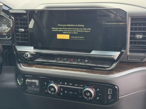 New 2026 GMC Sierra 2500 SLE image 13