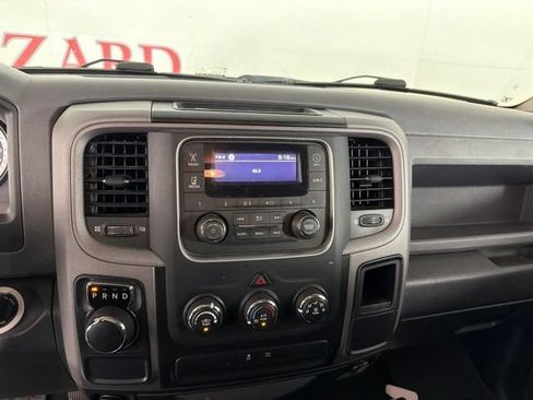 Used 2017 RAM 1500 Express RWD image 11