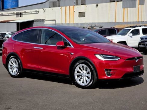 Used 2017 Tesla Model X 75D AWD/4WD image 1