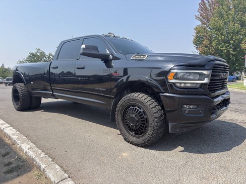 Used 2020 RAM 3500 Laramie w/ Night Edition AWD/4WD image 2