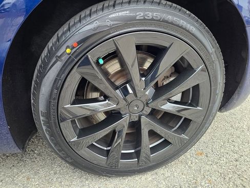 Used 2018 Tesla Model 3 Long Range image 57