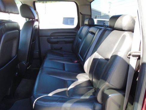 Used 2013 Chevrolet Silverado 2500 LT w/ Interior Plus Package AWD/4WD image 14