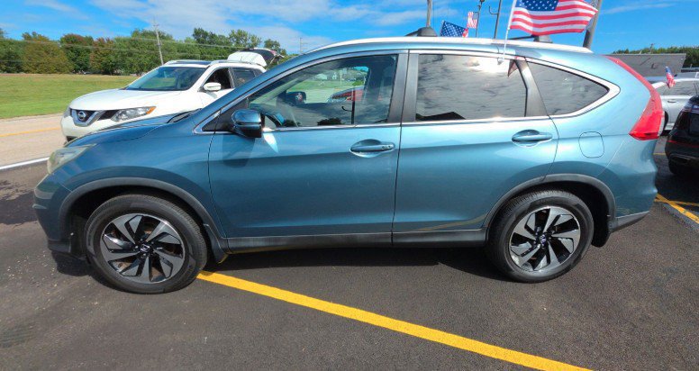 Used 2015 Honda CR-V Touring image 2