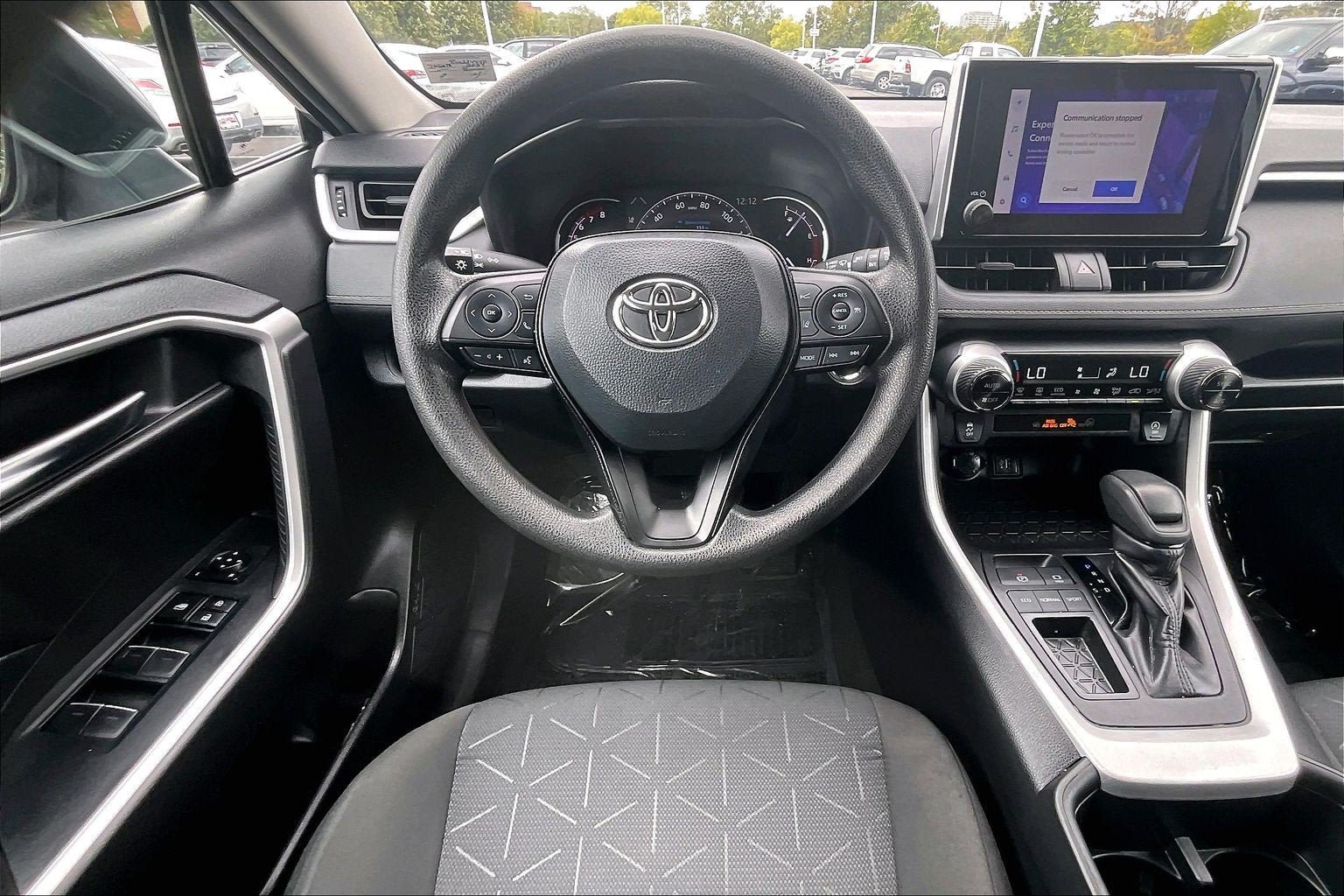 Used 2024 Toyota RAV4 XLE FWD image 5