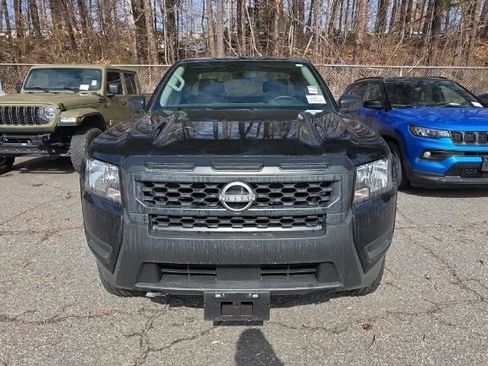 Used 2025 Nissan Frontier S image 3