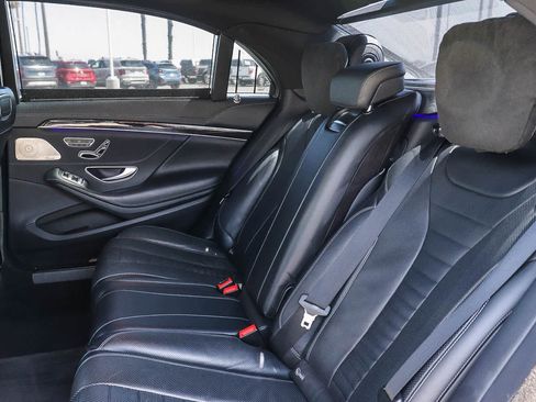 Used 2019 Mercedes-Benz S 560 Sedan image 26