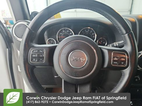 Used 2013 Jeep Wrangler Unlimited Sahara w/ Connectivity Group AWD/4WD image 21
