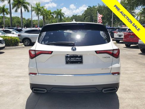Certified 2024 Acura MDX SH-AWD w/ Technology Package image 6