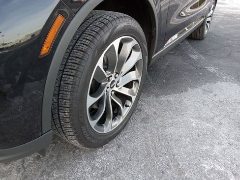 Used 2025 Lincoln Aviator Reserve image 6