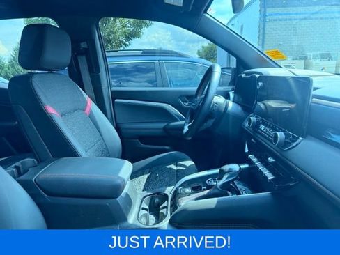 Certified 2023 Chevrolet Colorado Z71 w/ Z71 Convenience Package 2 AWD/4WD image 9