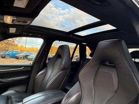 Used 2016 BMW X5 M image 25