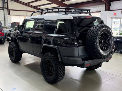 Used 2007 Toyota FJ Cruiser 4WD image 4