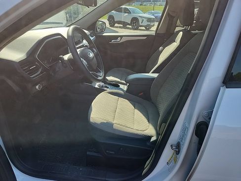 Used 2020 Ford Escape SE FWD image 7