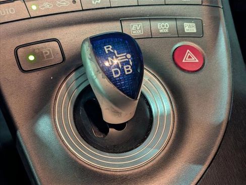 Used 2012 Toyota Prius Four image 17