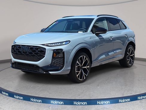 New 2026 Audi Q3 quattro 2.0T AWD/4WD image 1
