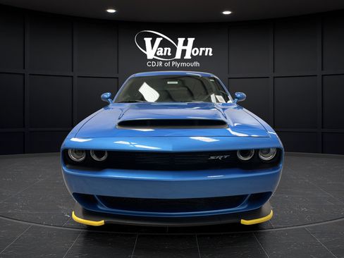Used 2023 Dodge Challenger SRT Hellcat Redeye RWD image 9