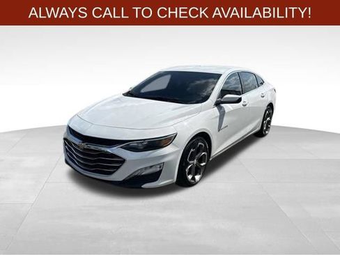 Used 2022 Chevrolet Malibu LT FWD image 3