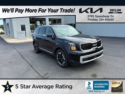 Used 2024 Kia Telluride EX w/ EX Captain's Chair Package