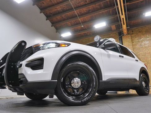 Used 2020 Ford Explorer 4WD Police Interceptor image 3