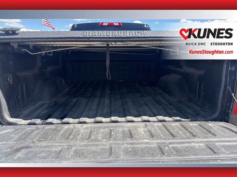 Used 2018 GMC Sierra 2500 SLT w/ Duramax Plus Package AWD/4WD image 21